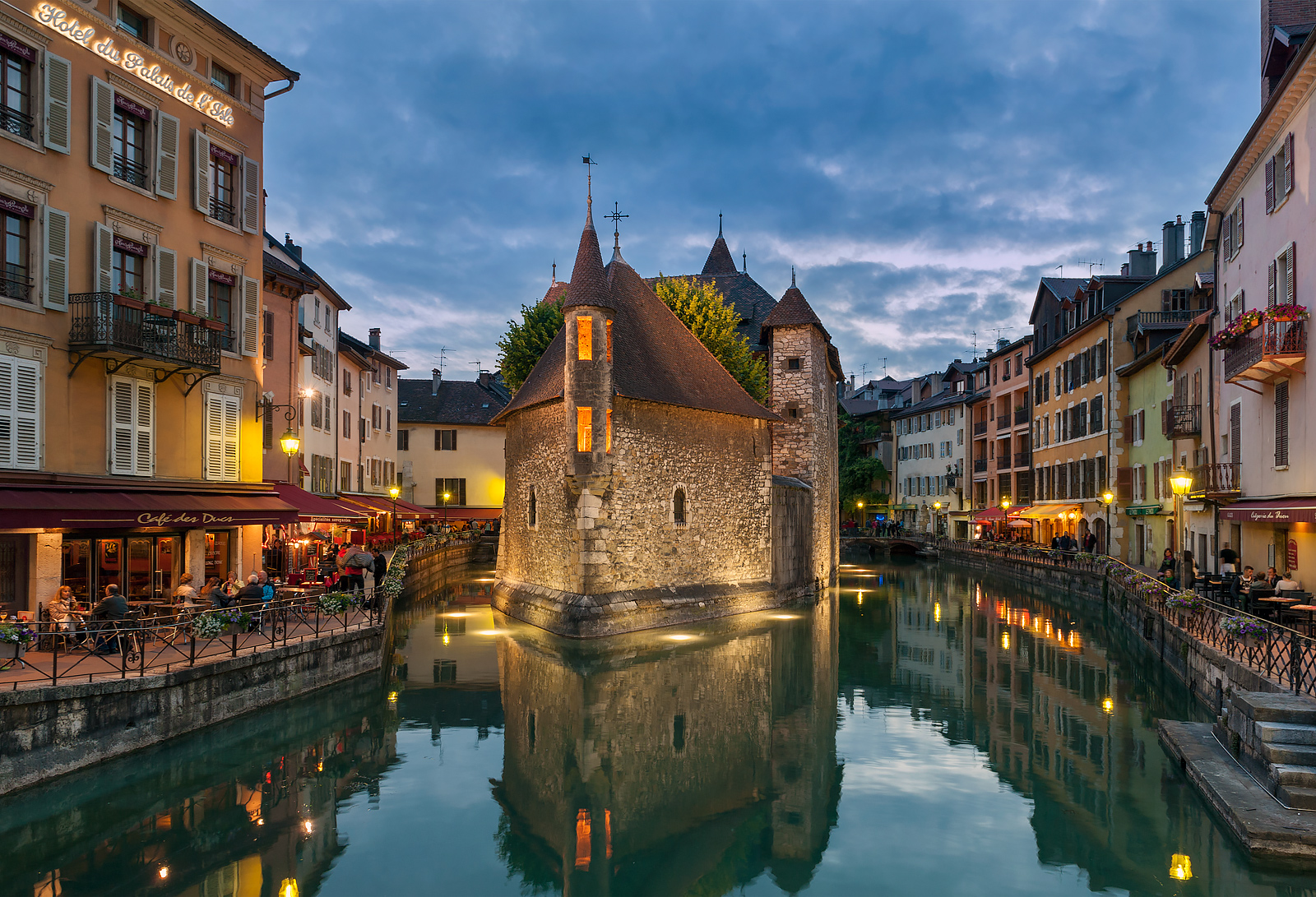 法国阿纳西（Annecy）三天悠闲之旅 — 大脚印